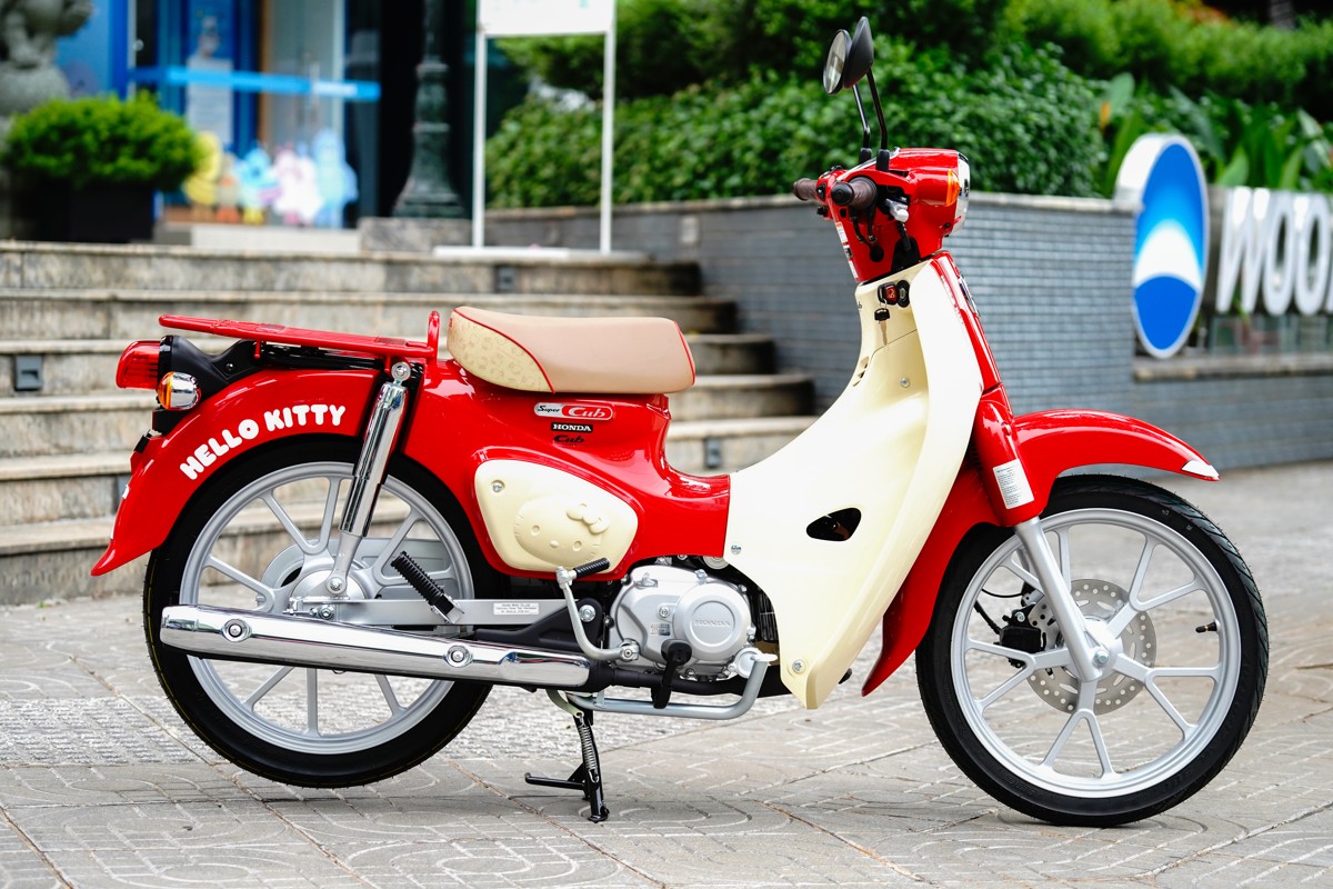 Honda Super Cub 110ABS Hello Kitty Edition, Made In Japan tại Cần Thơ