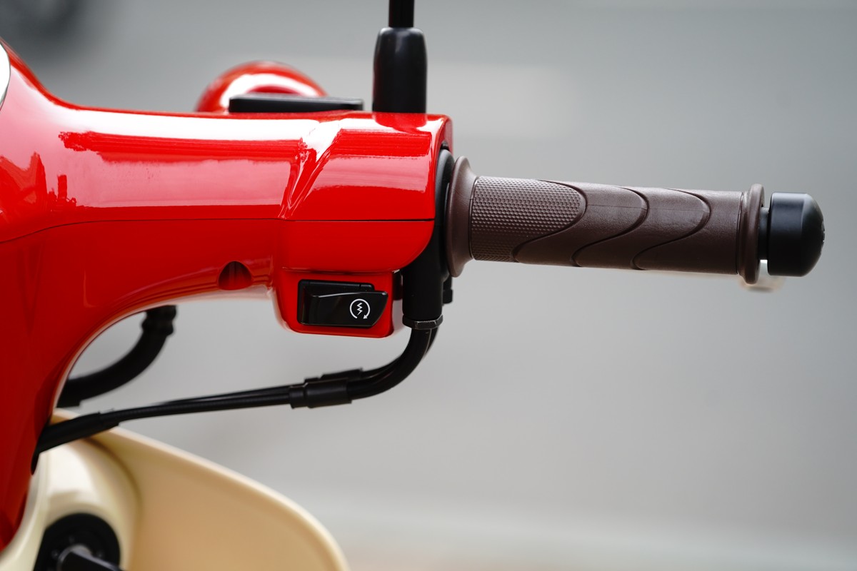 Honda Super Cub 110ABS Hello Kitty Edition, Made In Japan tại Cần Thơ