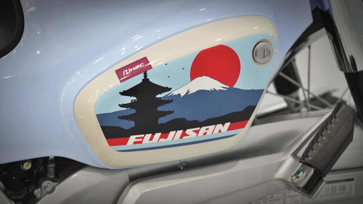 Honda Cub 110 Thái Fujisan – Tuyệt phẩm 500 xe toàn cầu, ABS an toàn, sắc màu độc bản từ Núi Phú Sĩ