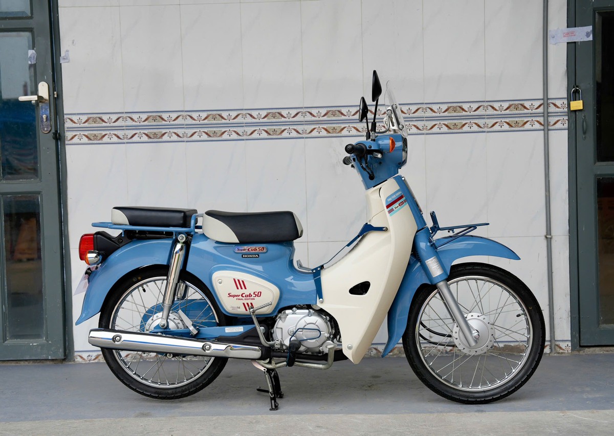 Honda Super Cub 50 Final Edition Custom Độc Quyền 12 phụ kiện