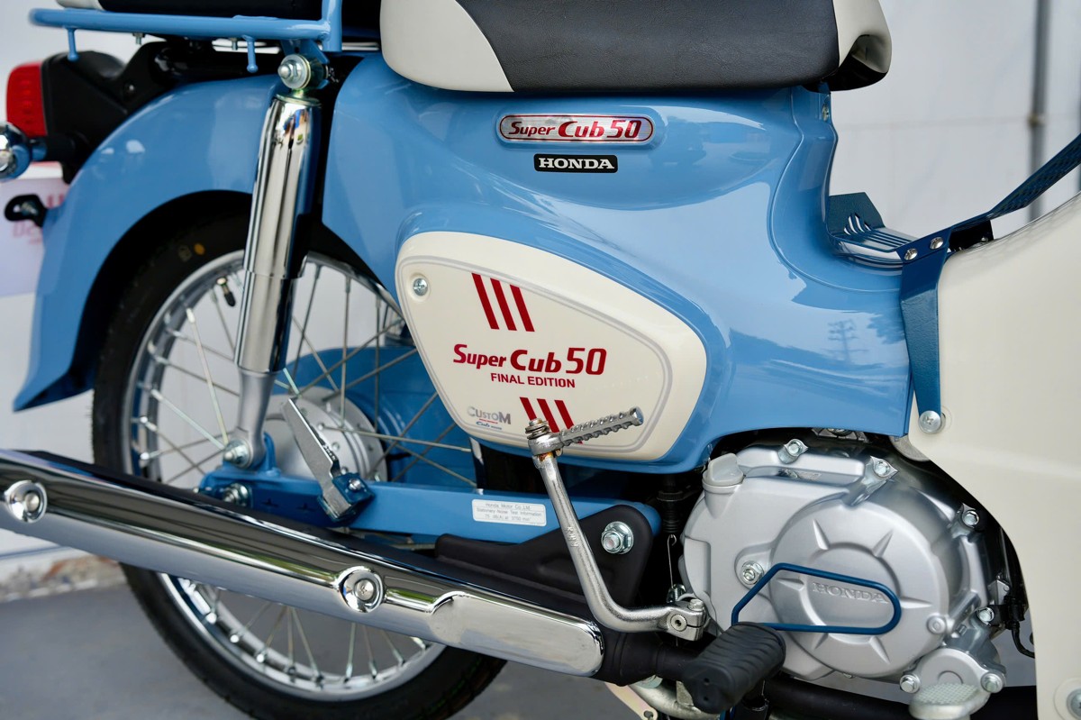 Honda Super Cub 50 Final Edition Custom Độc Quyền 12 phụ kiện