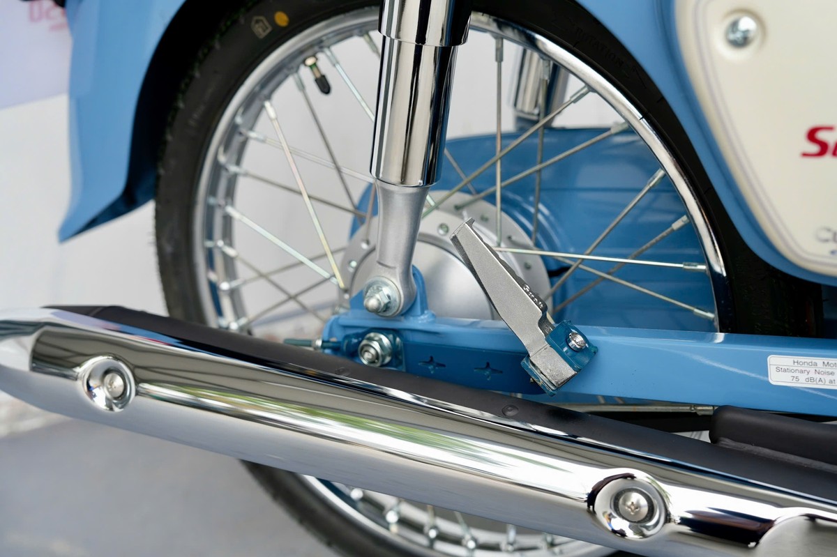 Honda Super Cub 50 Final Edition Custom Độc Quyền 12 phụ kiện