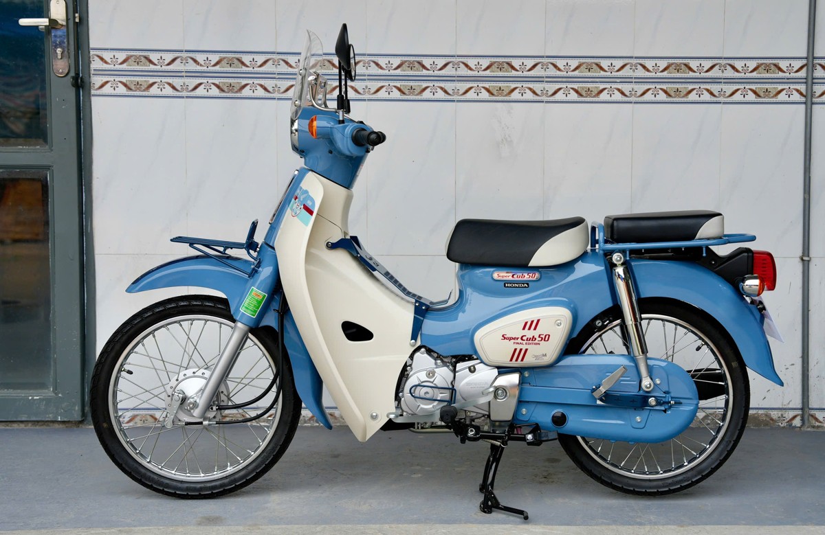 Honda Super Cub 50 Final Edition Custom Độc Quyền 12 phụ kiện