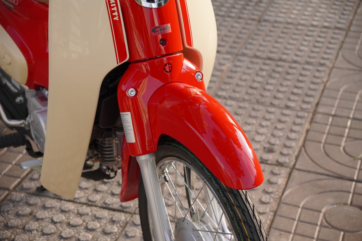 Honda Super Cub 50cc Hello Kitty Edition, Made In Japan, Hàng Hiếm tại Cần Thơ