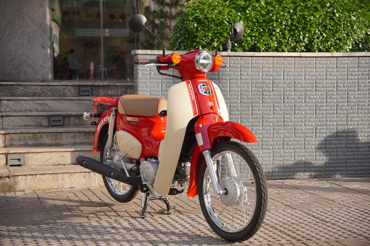 Honda Super Cub 50cc Hello Kitty Edition, Made In Japan, Hàng Hiếm tại Cần Thơ