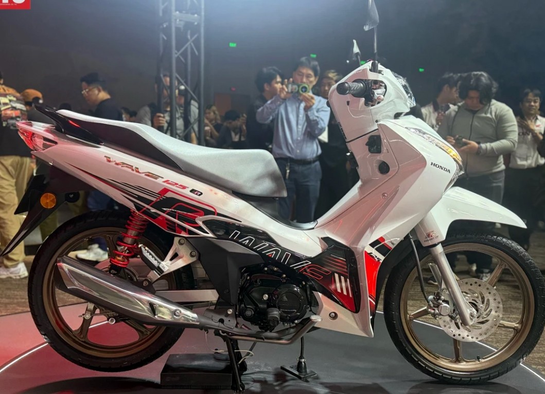 Honda Wave 125 Special Edition 2025 nhập Thái chính ngạch 