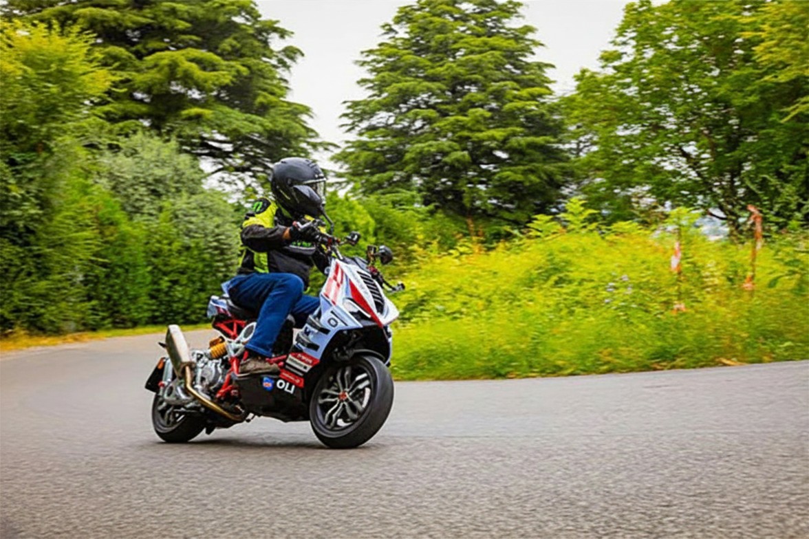 Italjet Dragster 300 Gresini Racing Tại Moto Đồng Tháp - Chiếc Scooter Ý Khiến Dân Chơi Xe Phải Ngoái Nhìn