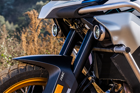 CF Moto 800MT Explorer 2025, ADV Cao Cấp Nhất, Chính Hãng, Giá Tốt tại Cần Thơ