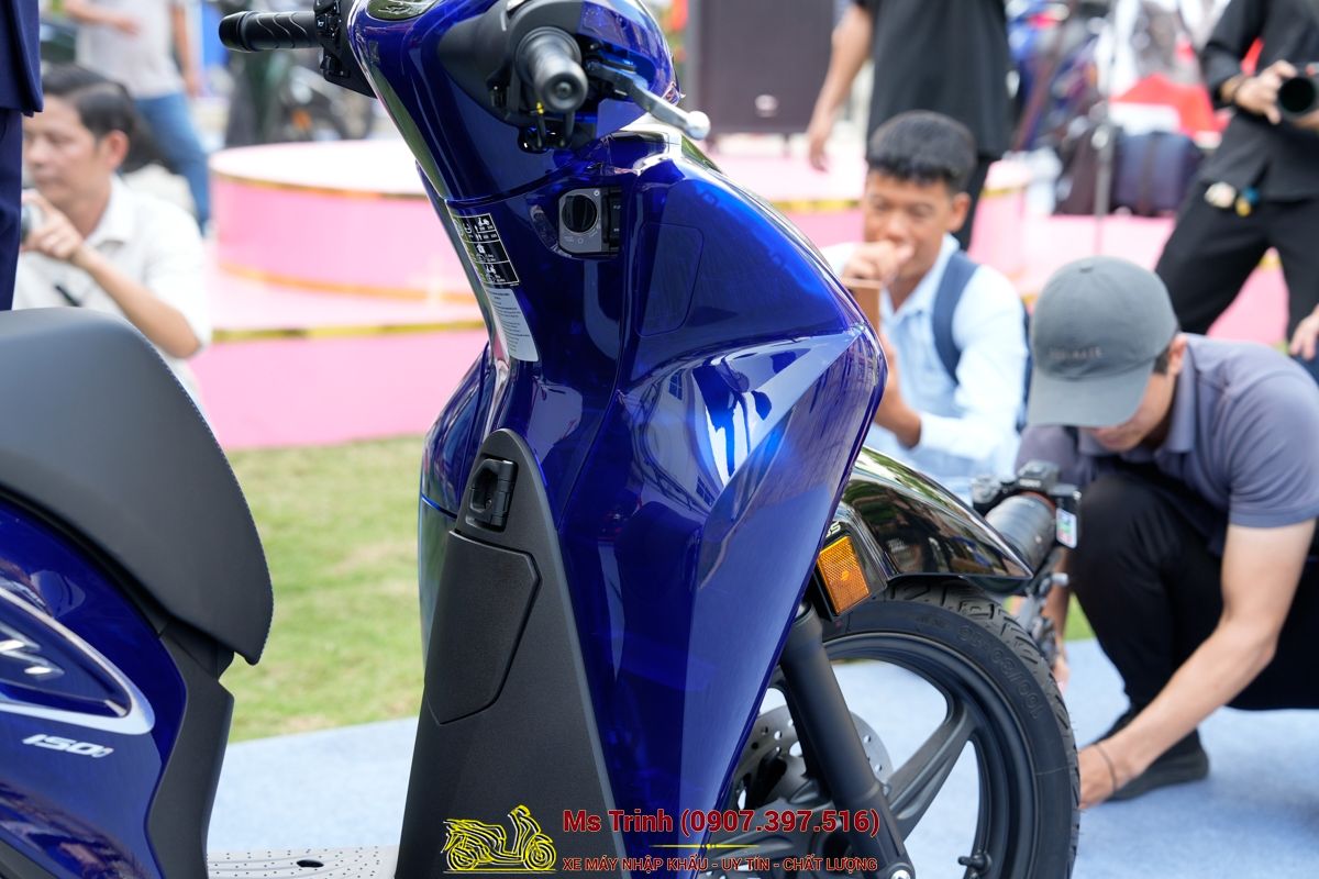 Honda SH150 Vetro Blue 2026 Limited Edition - Siêu phẩm SH Ý dàn áo xanh trong suốt cực hiếm tại Moto Đồng Tháp