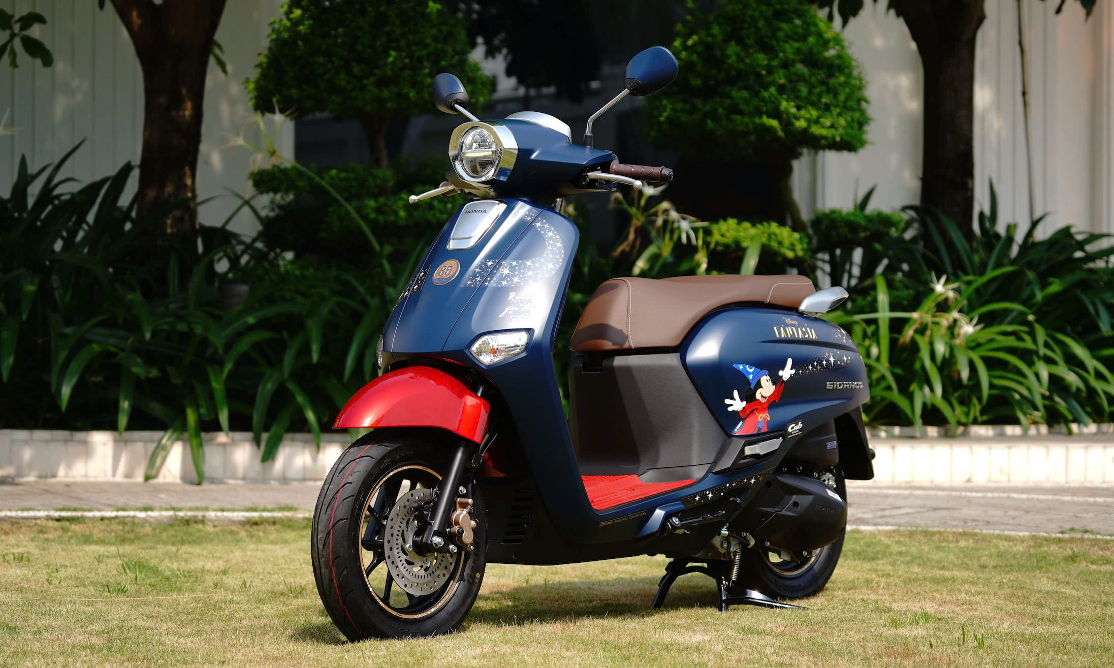 Honda Gioo+ Disney Fantasia 85, Bản Giới Hạn 2.000 xe