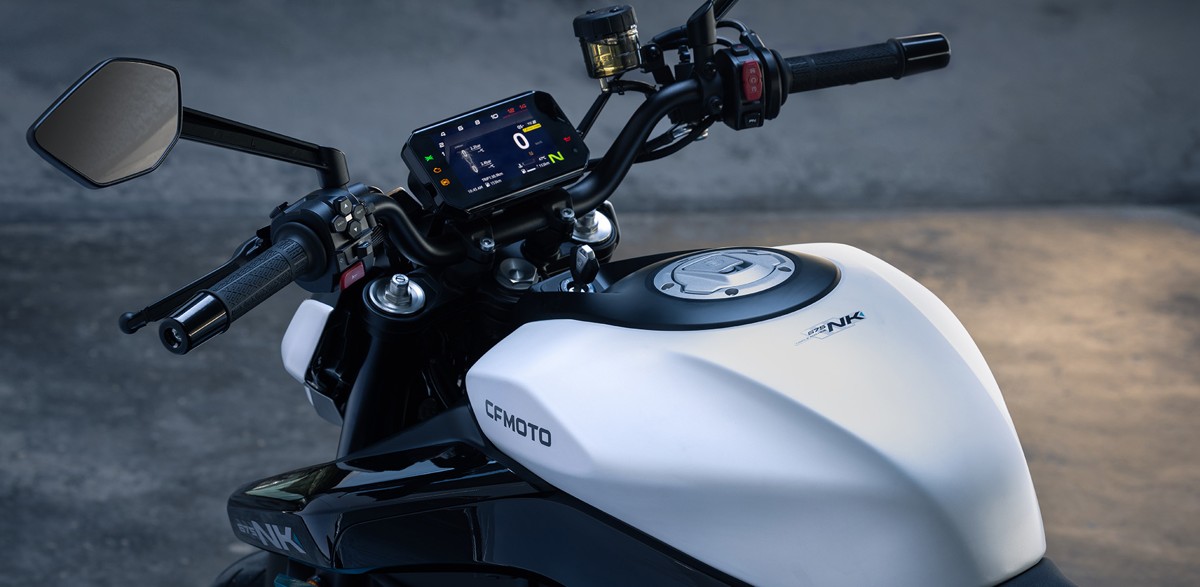 CF Moto 675NK 2025, Động Cơ 3 Xilanh Thẳng Hàng, Chính Hãng, Gía Rẻ