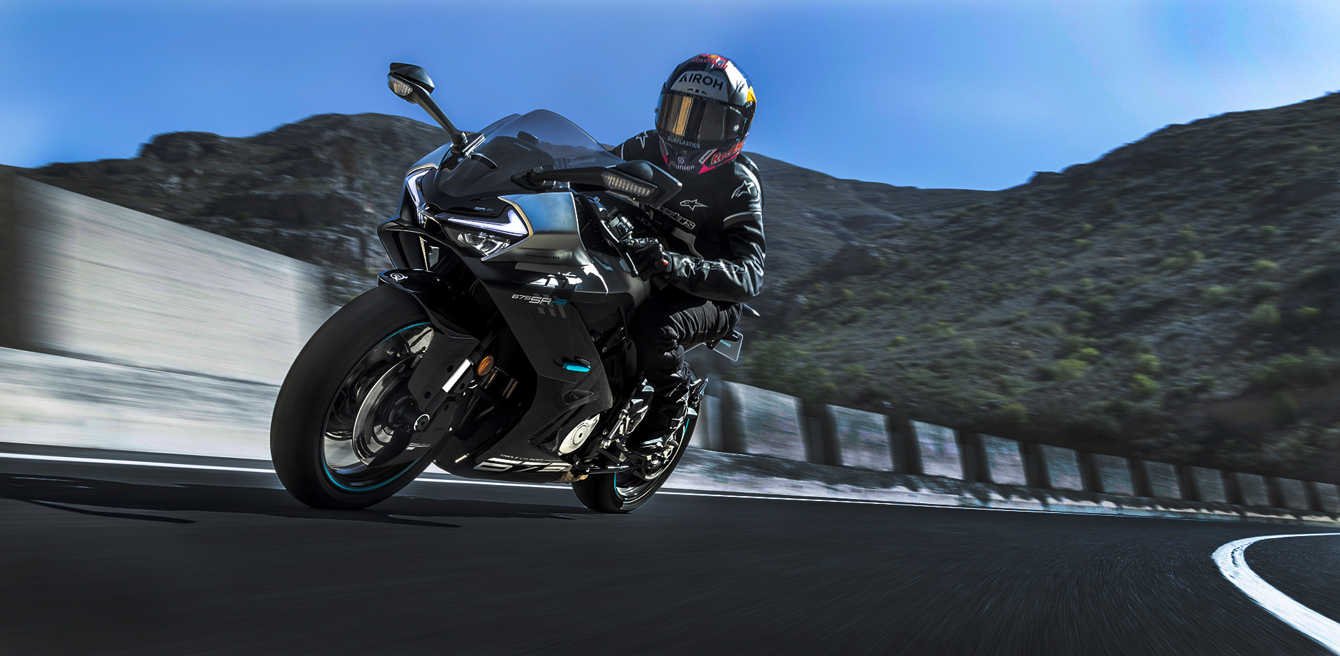 CF Moto 675SR-R 2025 3 Xi Lanh Ngang, Siêu Thể Thao, Giá Rẻ