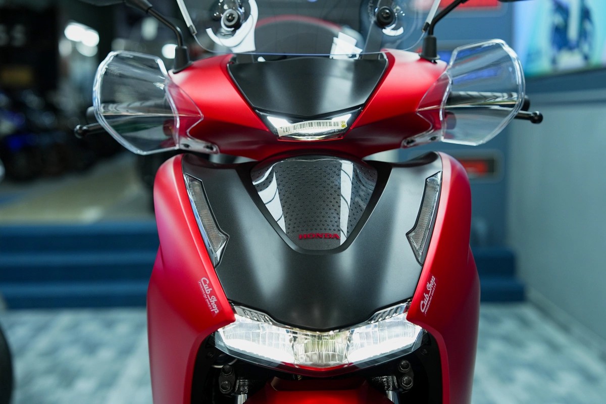 Honda SH350i 2025 nhập Italy đầu tiên về Việt Nam