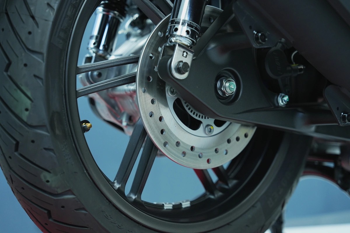 Honda SH350i 2025 nhập Italy đầu tiên về Việt Nam