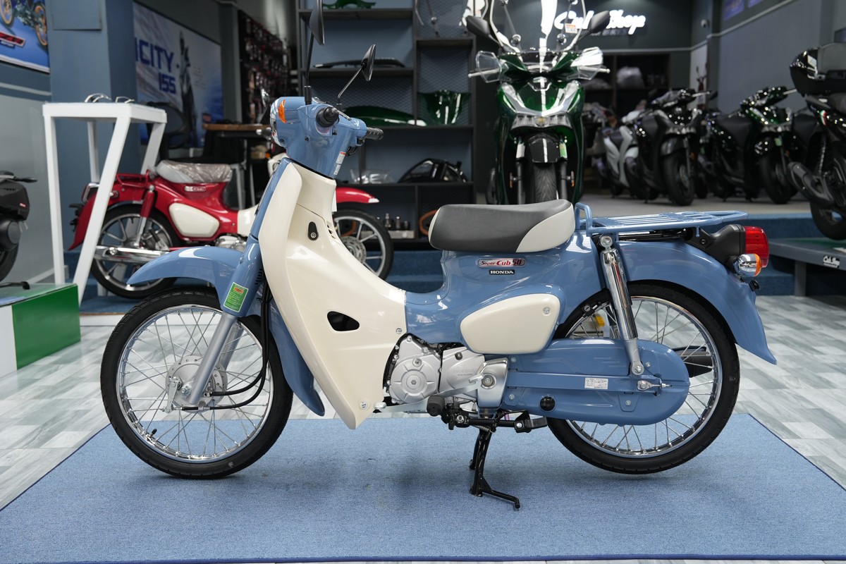 Ngắm Honda Super Cub 50 Final Edition tại Việt Nam