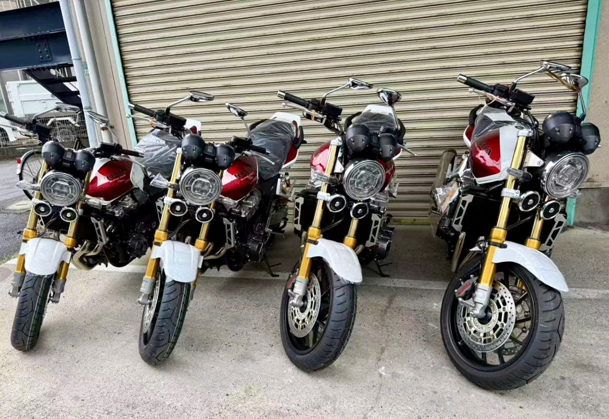 Sản xuất giới hạn Honda CB1300SF SP Final Edition bản cuối cùng bất ngờ về Việt Nam