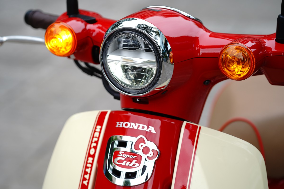 Honda Super Cub 110ABS Hello Kitty Edition, Made In Japan tại Hồ Chí Minh