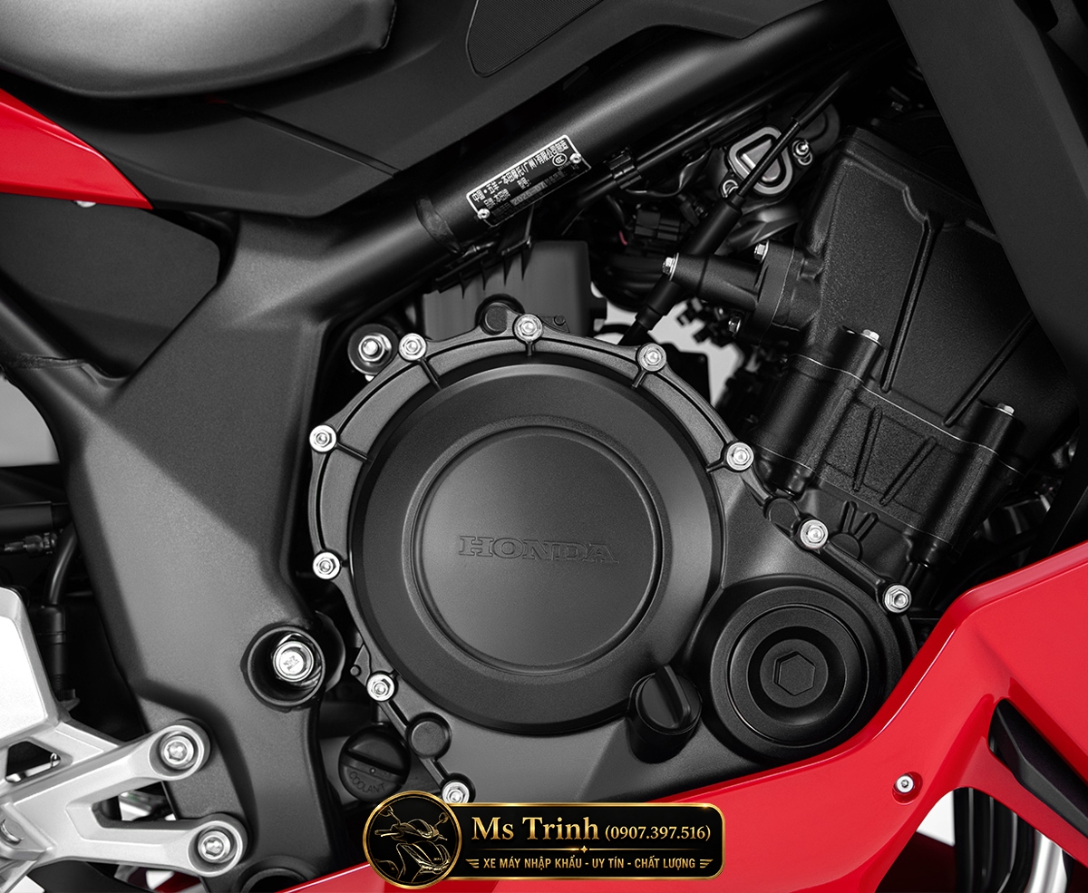 Honda CBR500R FOUR 2026 có cụm đèn LED sắc nét và kính chắn gió thể thao